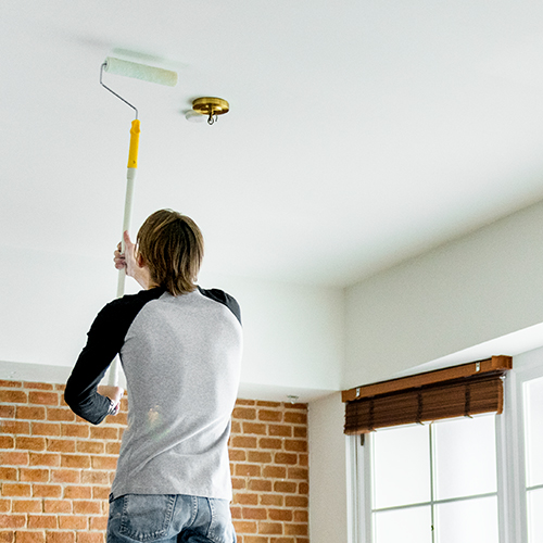 How to paint a ceiling